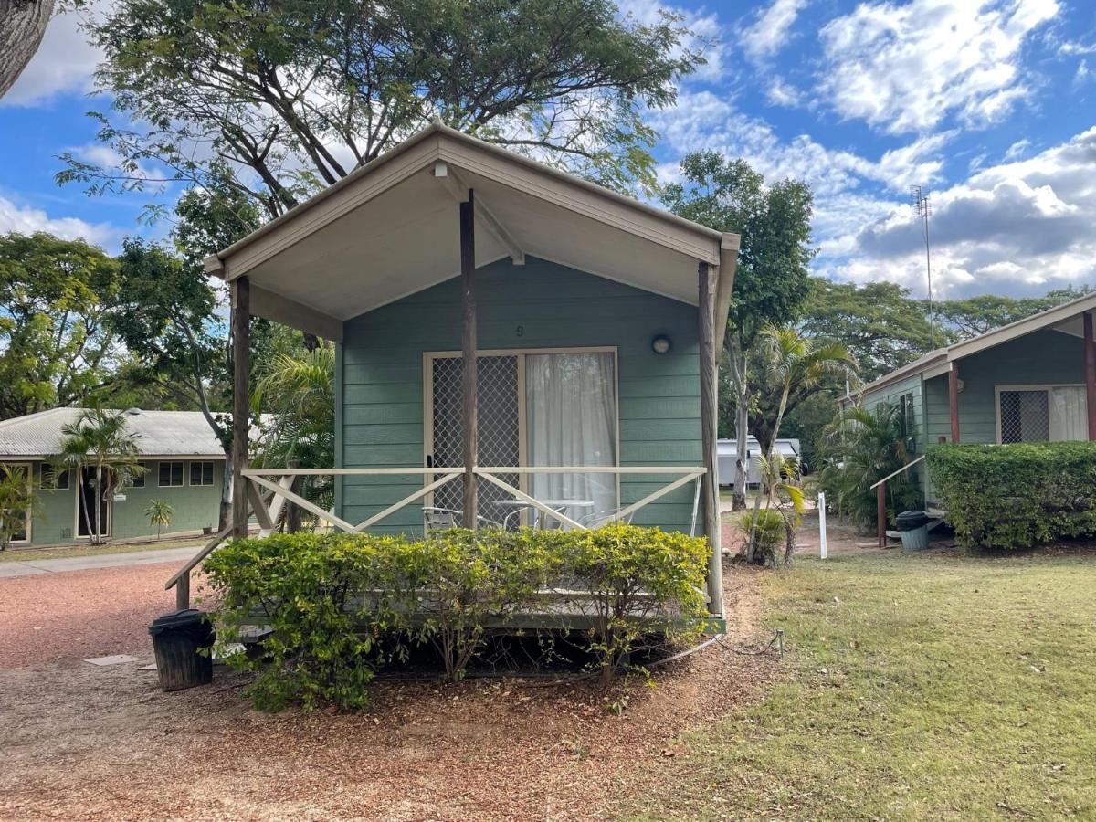 Hotel Big4 Aussie Outback Oasis Holiday Park Charters Towers Exterior foto