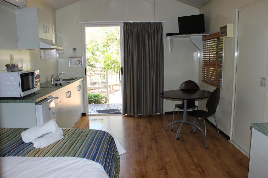 Hotel Big4 Aussie Outback Oasis Holiday Park Charters Towers Zimmer foto